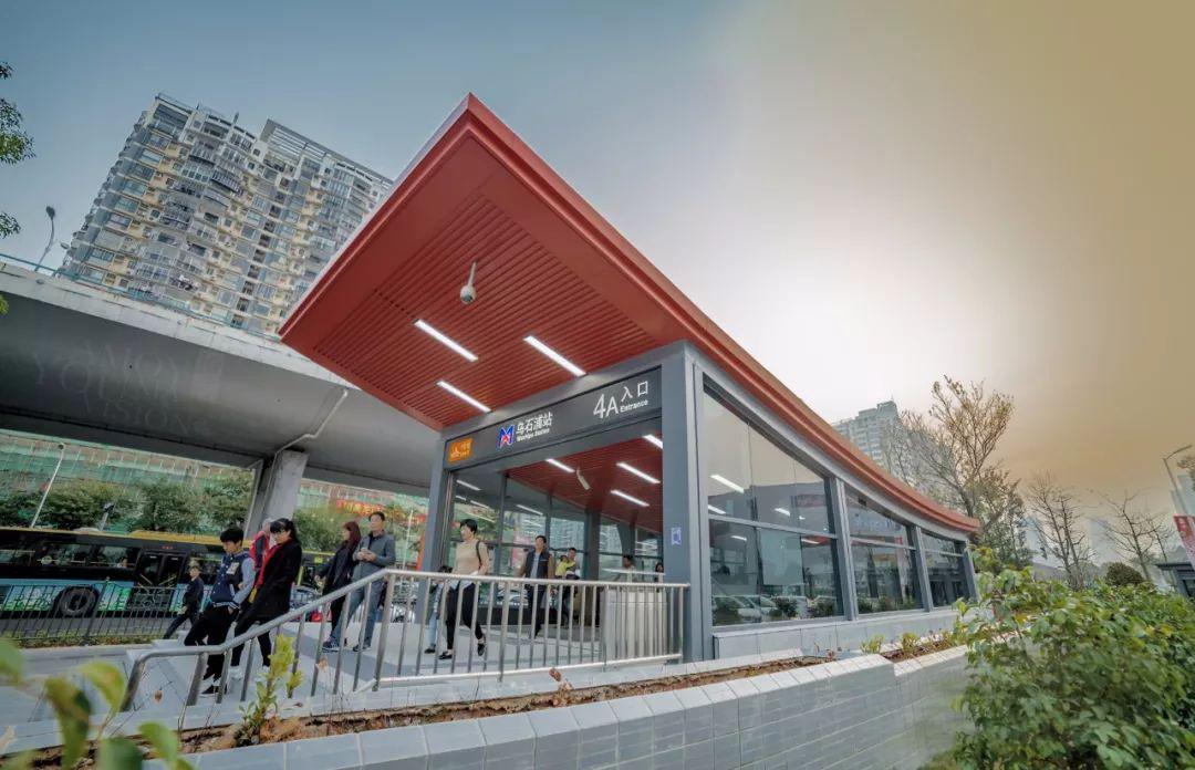 厦门地铁车站出入口
