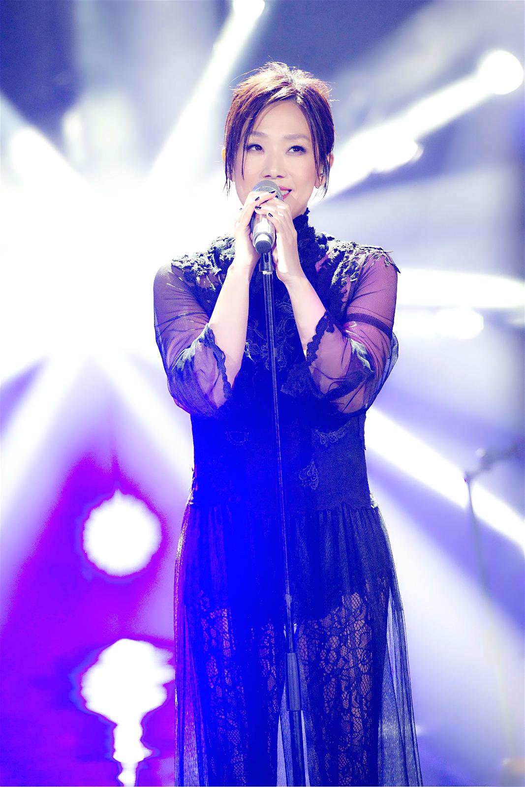 历史上的今天4月26日_1966年林忆莲出生。林忆莲，香港歌手