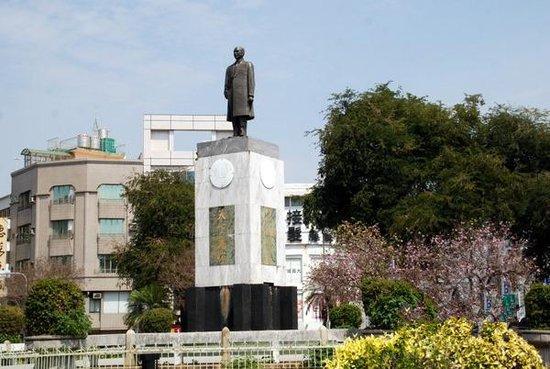 臺南市中西區湯德章紀念公園 民生綠園 大正公園 氣象局 太平境教會 老臺南人口中的 石像 Mobile01