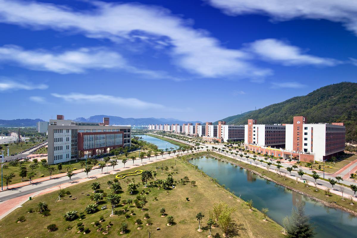 吉林大学珠海校区