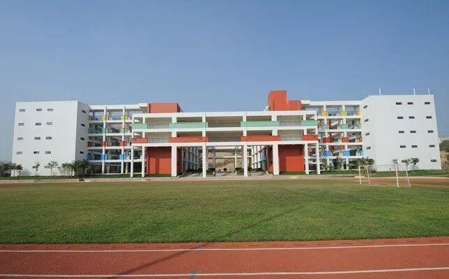 南宁市天桃实验学校 快懂百科