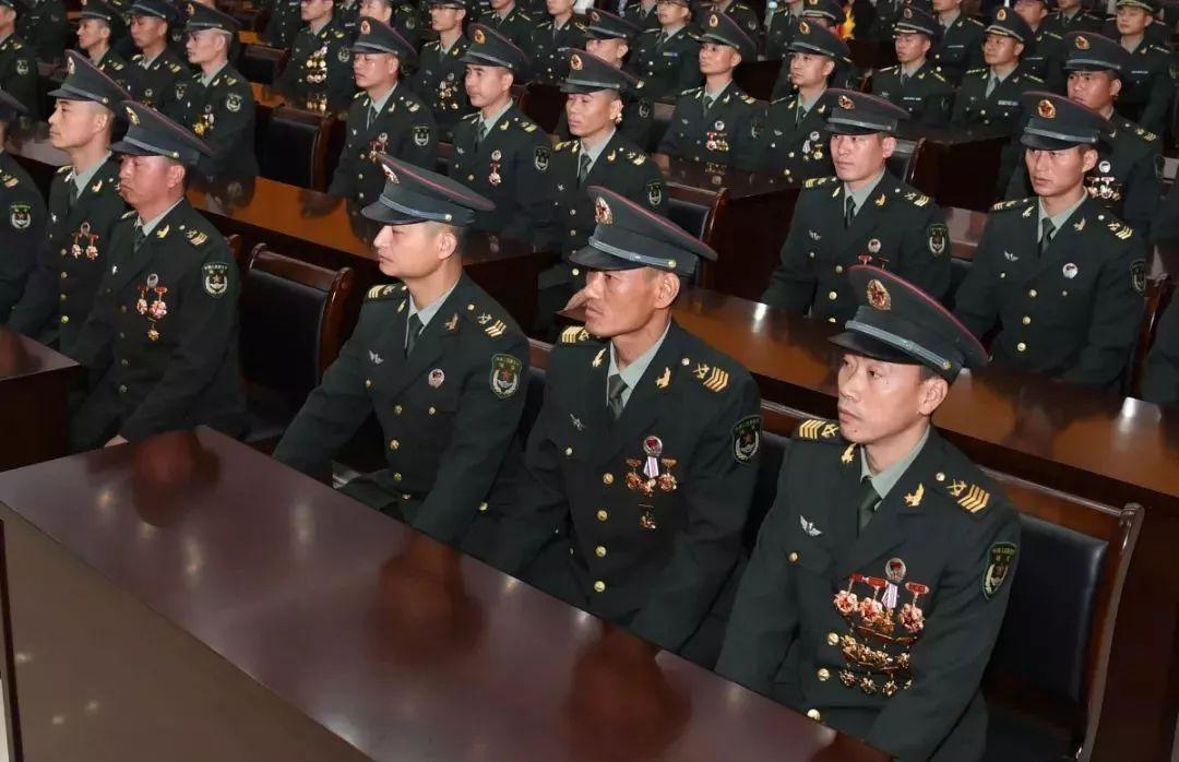 高级士官 快懂百科