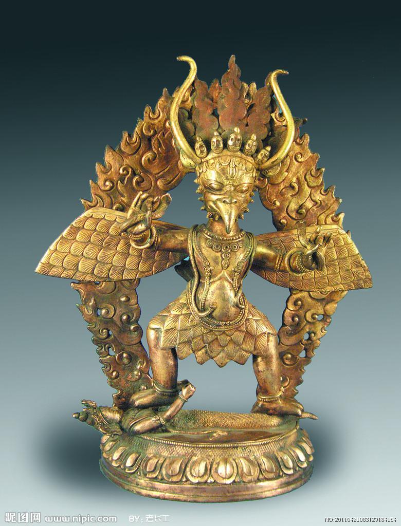迦楼罗(藏语:khyung)是五方佛中北方羯摩不空成就佛的坐骑,人面鸟身